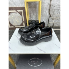 Prada Business Shoes